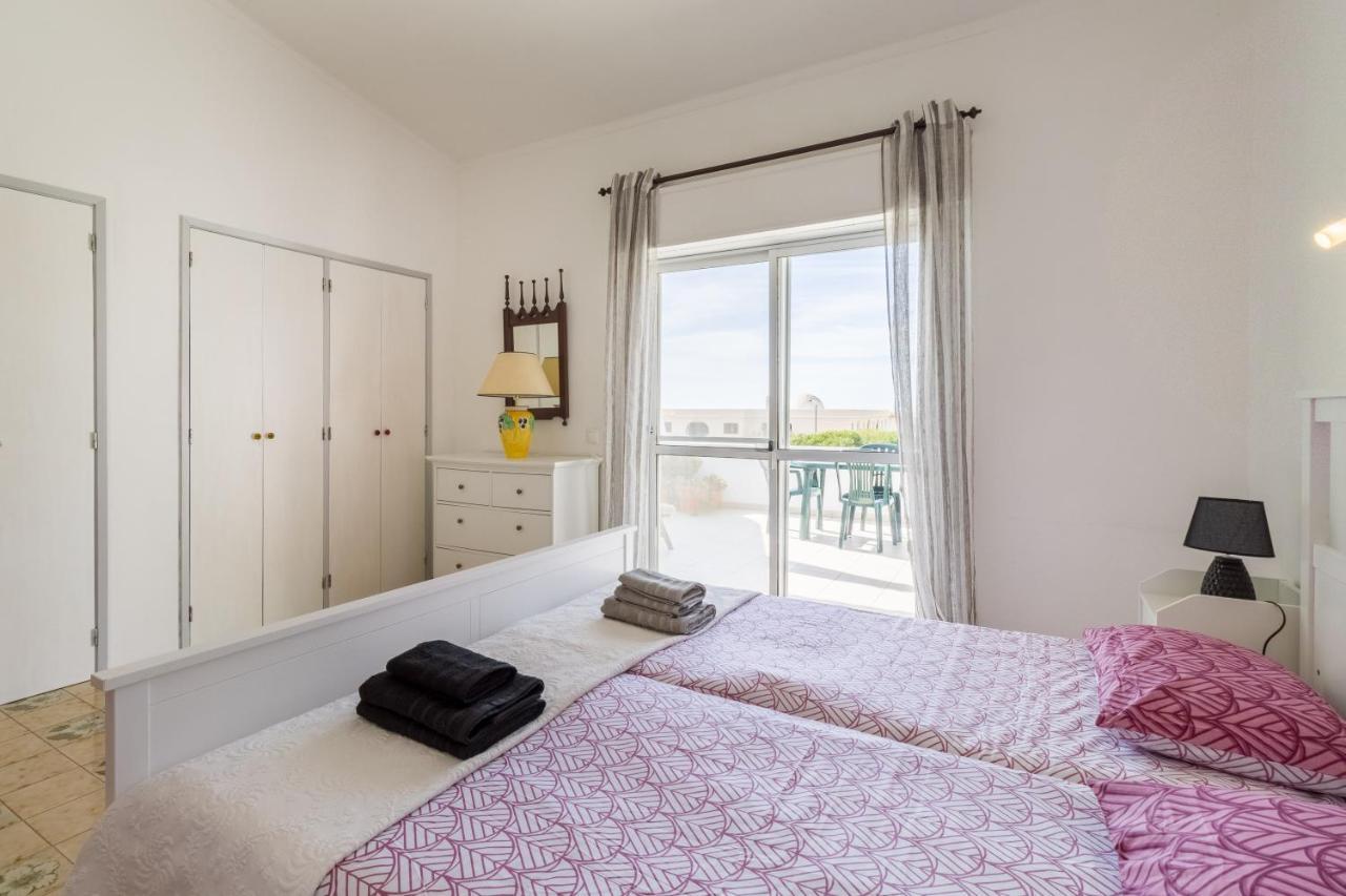 Apartment Centeanes Sol Карвоейру Экстерьер фото